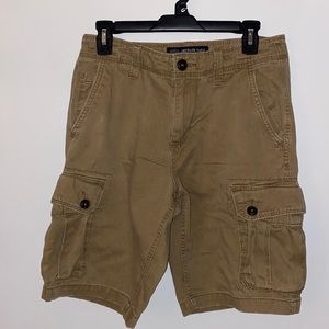 American Eagle classic cargo shorts